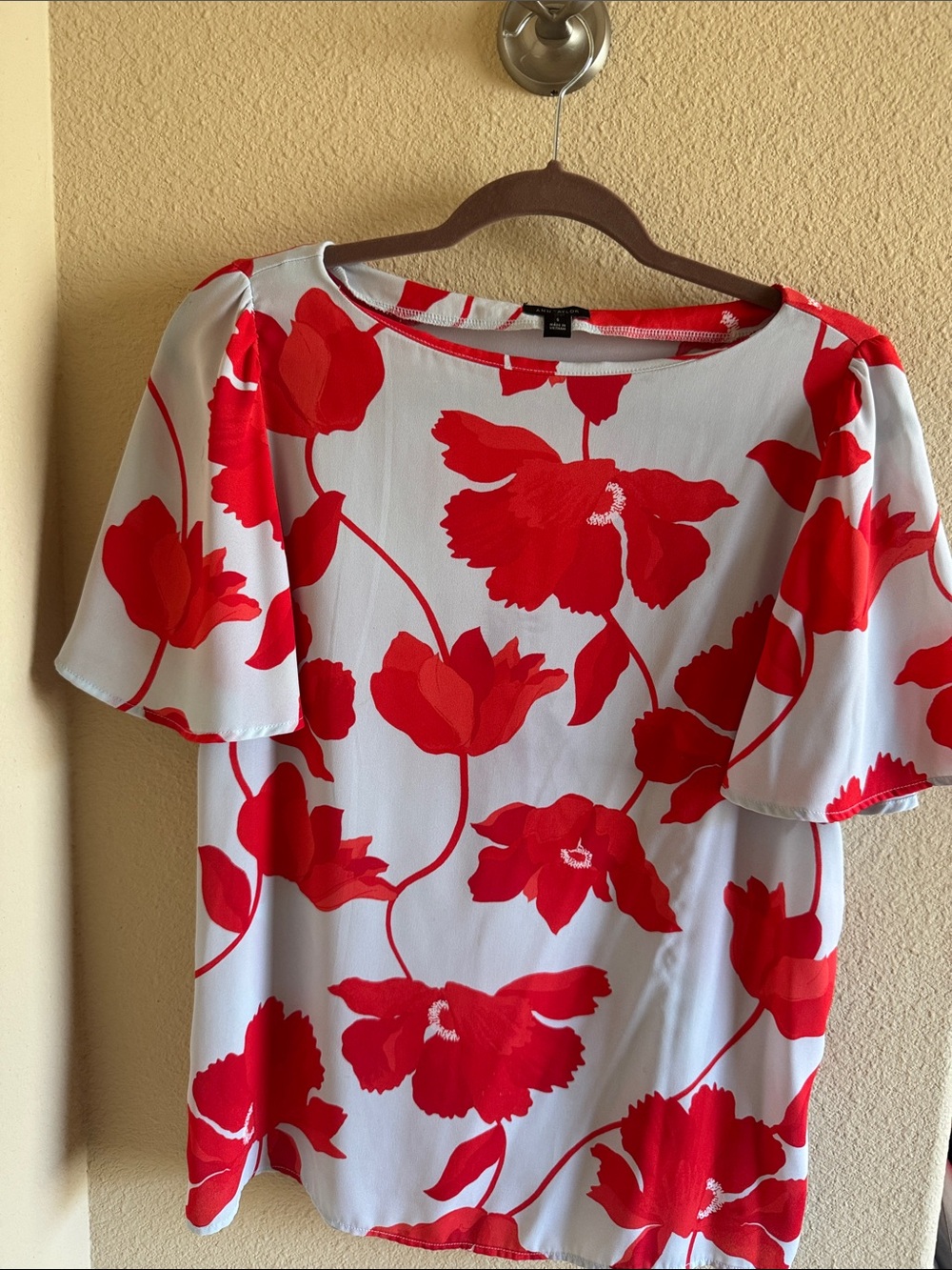 Ann Taylor White Top with Vibrant Red Floral Design